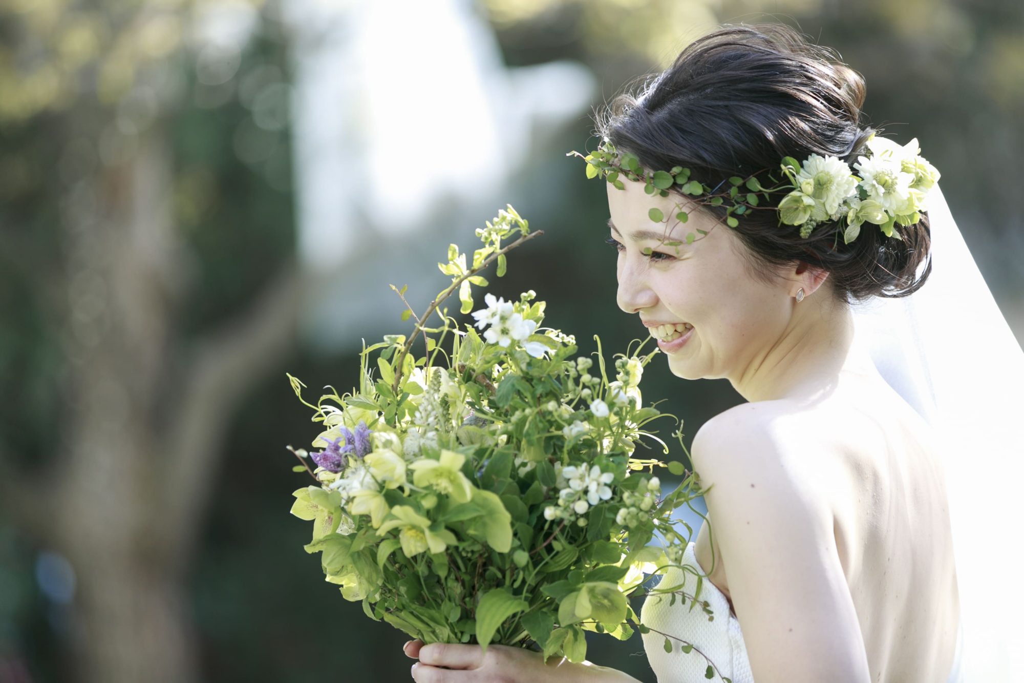 ガーデンが素敵なレストランウエディングを成功させた花嫁様を紹介いたします。