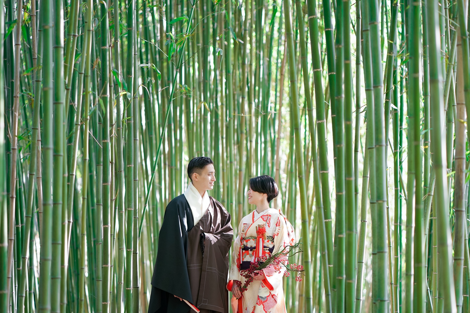 京都の竹林にて、和装のロケーション前撮り
