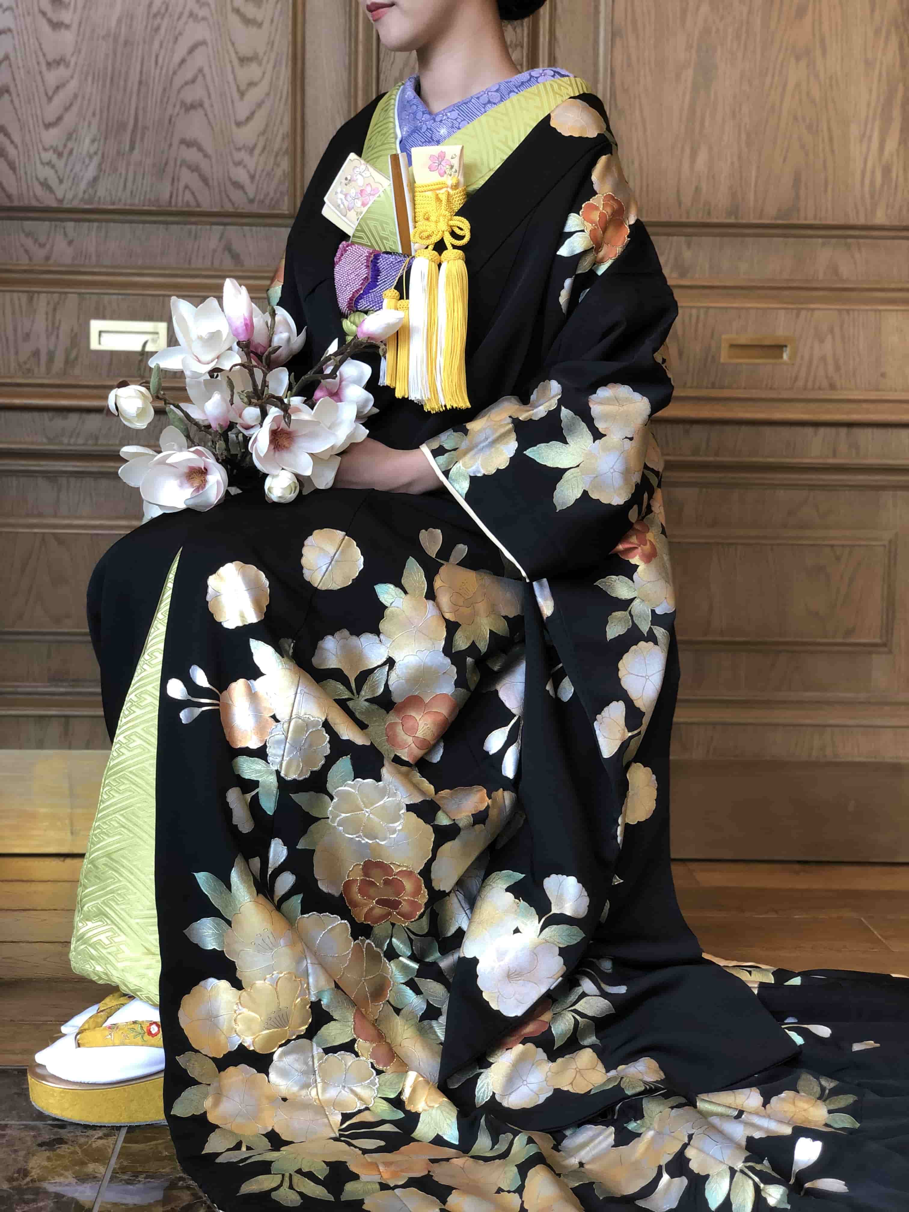名古屋の結婚式にぴったりな色打掛のかわいいコーディネート