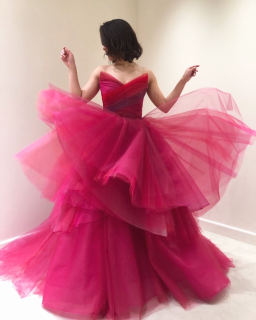 カラードレスのご紹介 Pink Red トリートがおすすめする年にトレンドのカラードレス ニュース トピックス ウエディングドレス カラードレスのレンタル ザ トリート ドレッシング カラードレスのご紹介 Pink Red トリートがおすすめする年にトレンドのカラードレス ニュース トピックス ウエディングドレス カラードレスのレンタル ザ トリート ドレッシング