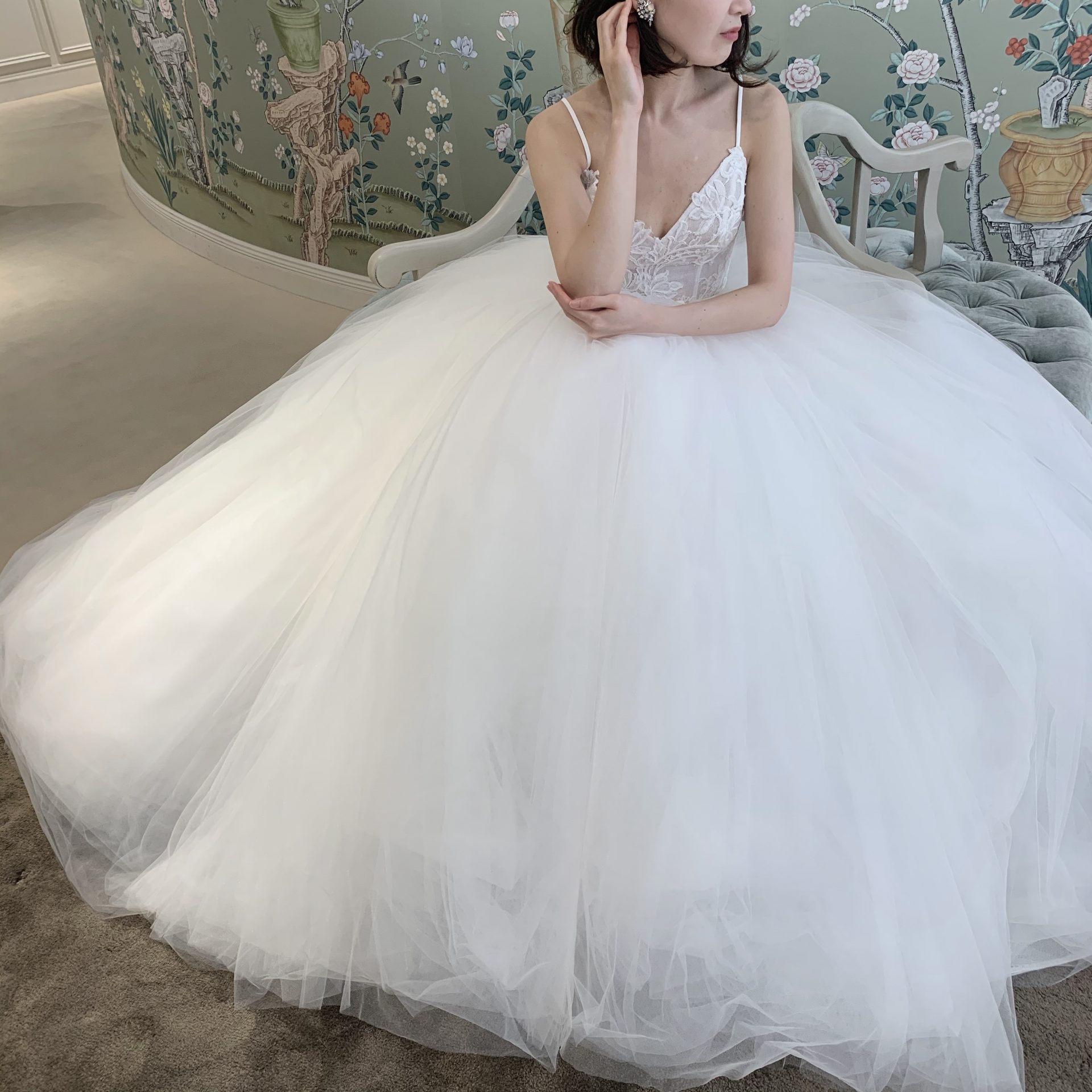 新作ウェディングドレスのご紹介 Monique Lhuillier モニーク ルイリエ ザ トリート ドレッシング京都 フォーチュンガーデン京都 ドレスサロン のショップブログ