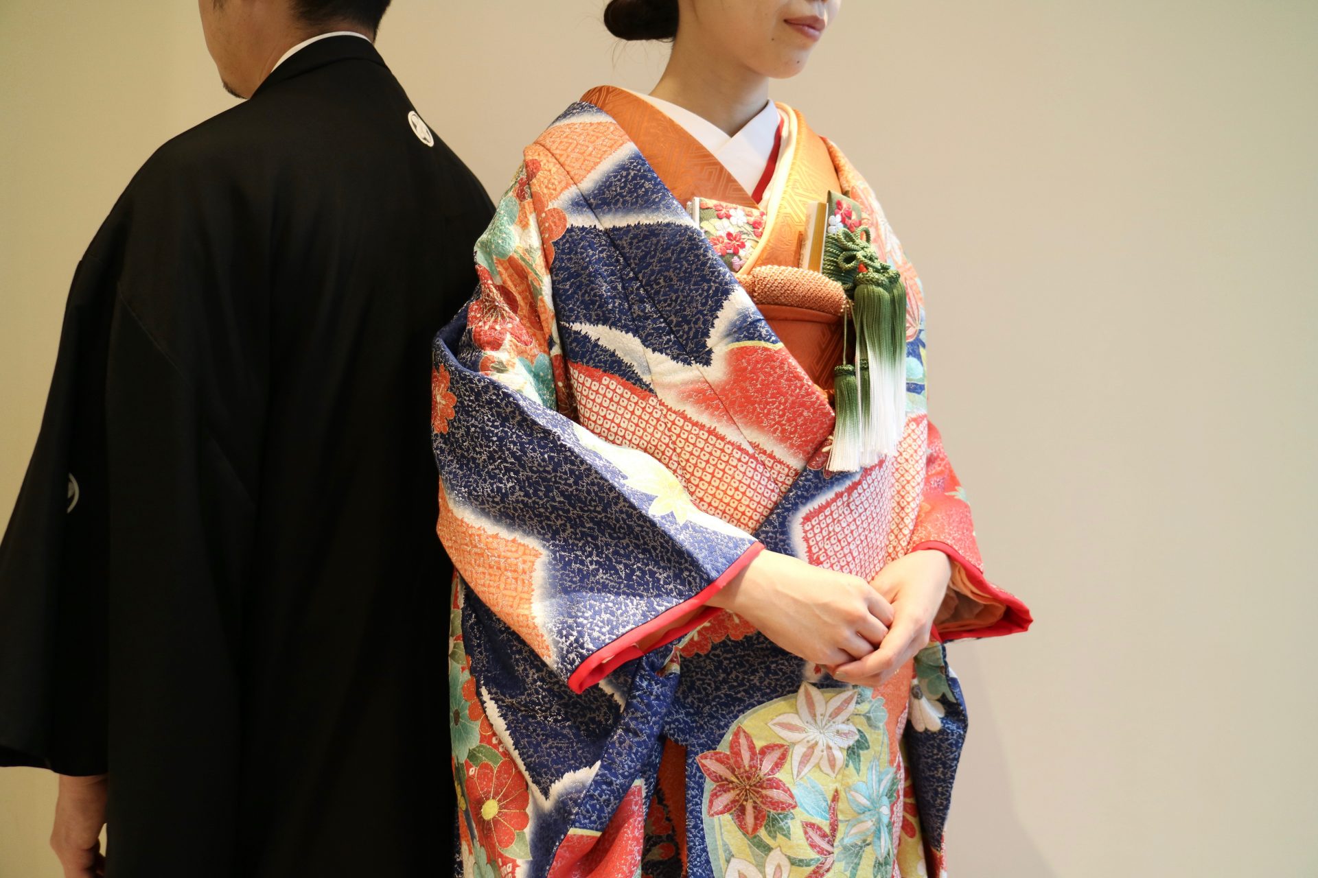 京都の結婚式会場と和婚におすすめの紺色の上品な色打掛のコーディネート