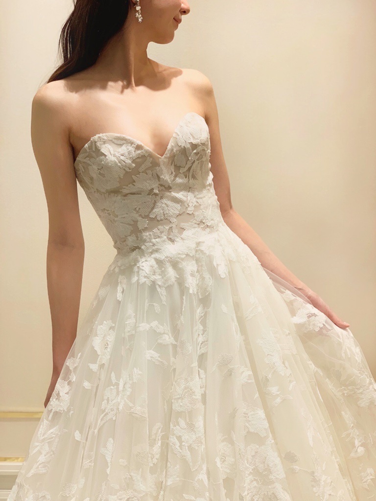 BLISS Monique Lhuillier （ブリス モニーク・ルイリエ）販売  