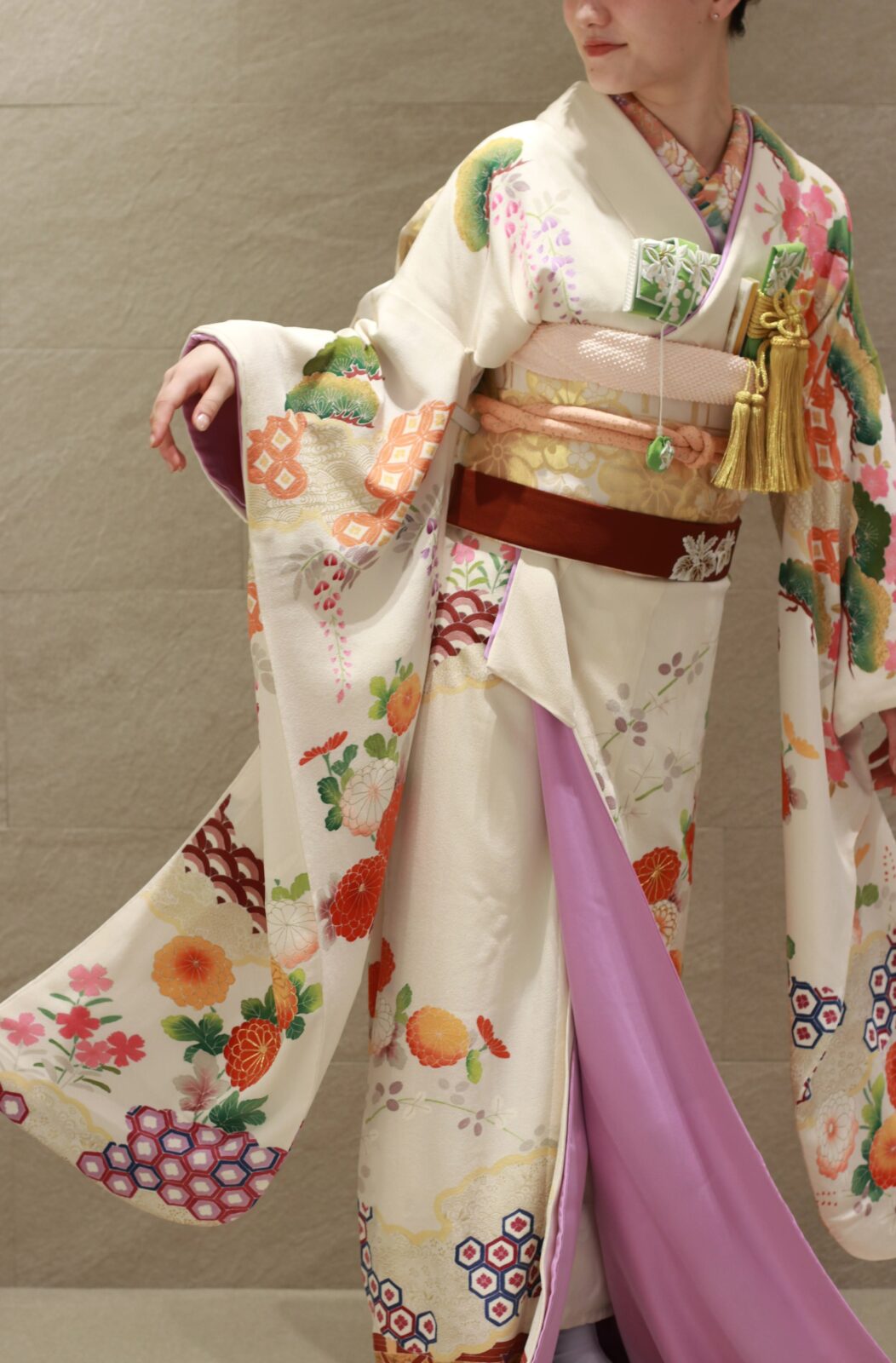 和装花嫁本振袖「赤紫地倖玉箔（こうぎょくばく）キラキラ加工バラの花 