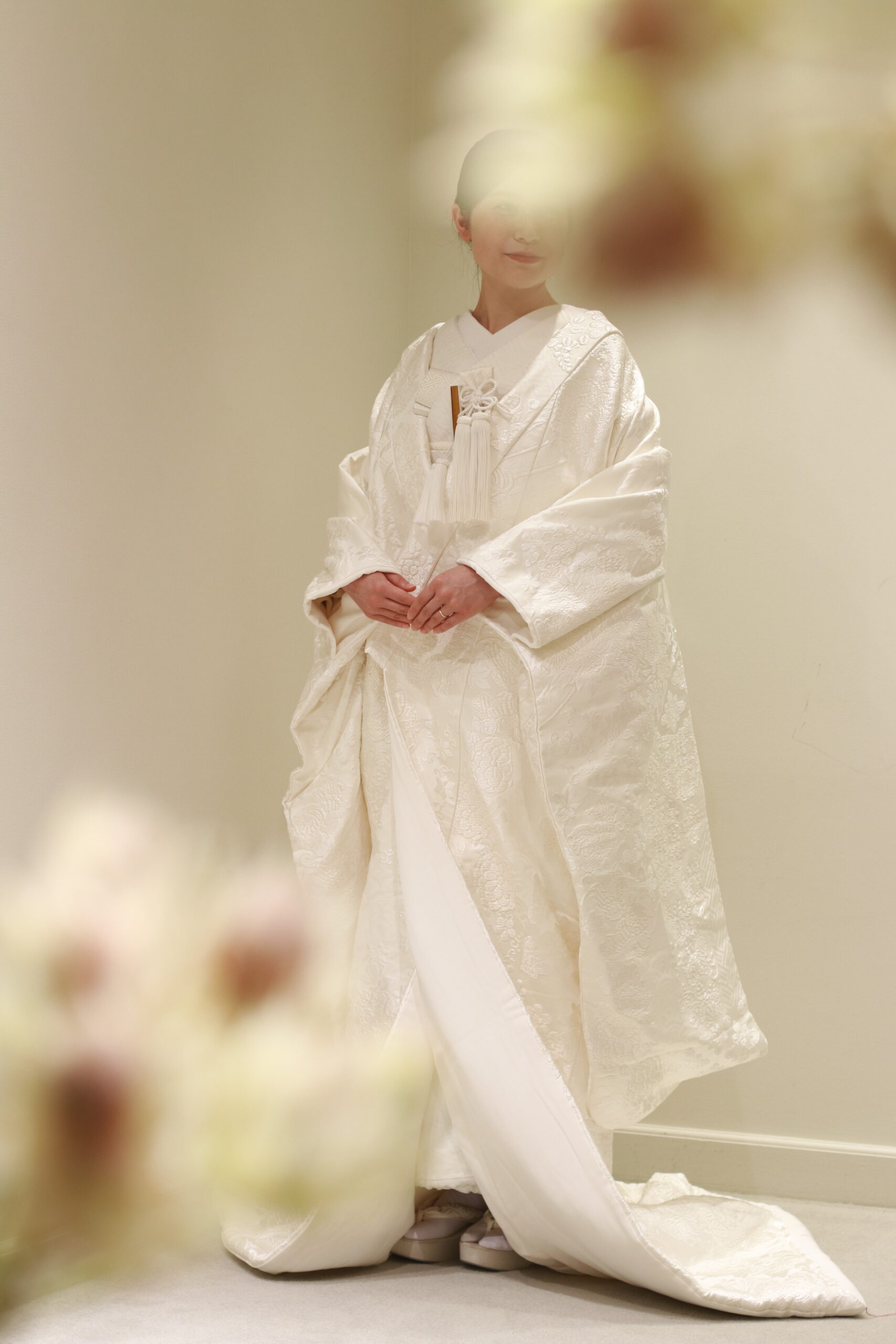 日本には歴史ある婚礼衣裳があります。結婚式でぜひ日本の花嫁様にぜひ選んでいただきたい白無垢をご紹介いたします。
