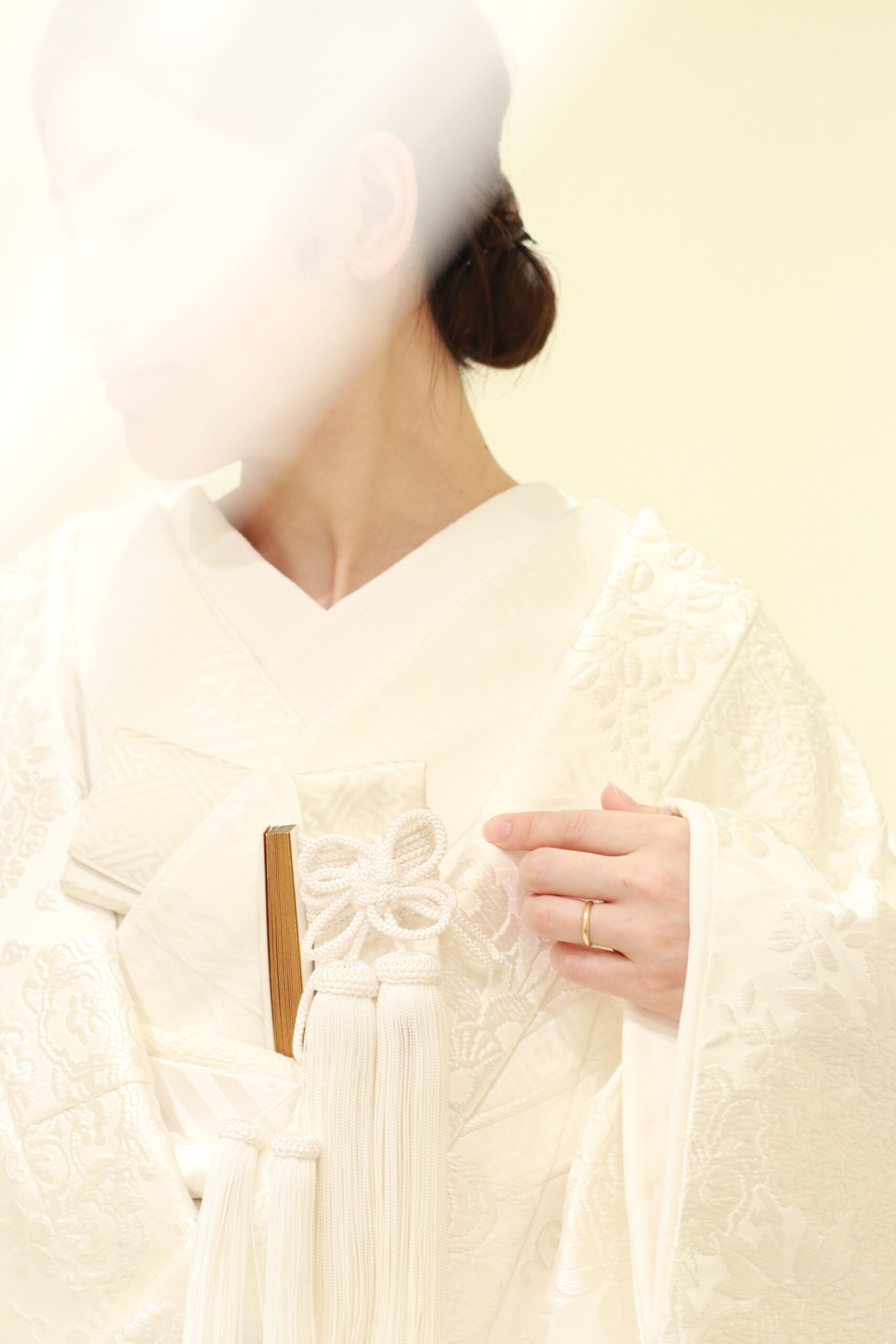 東京・表参道に店を構えるトリートドレッシング　アディション店では、日本の花嫁にぜひご紹介したい白無垢を数多く取り扱っています。古くから受け継がれる花嫁の婚礼衣装、白無垢にぴったりのお式のスタイルも一緒にご紹介いたします。
