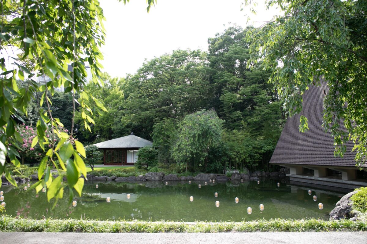 日本庭園を望めて和装も映える結婚式場のザ ガーデンオリエンタル大阪