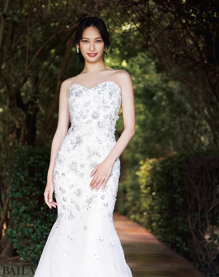 大政絢さん結婚式のマーメイドラインのウェディングドレスはザトリートドレシングのジェニーパッカムのレンタルウェディングドレスです