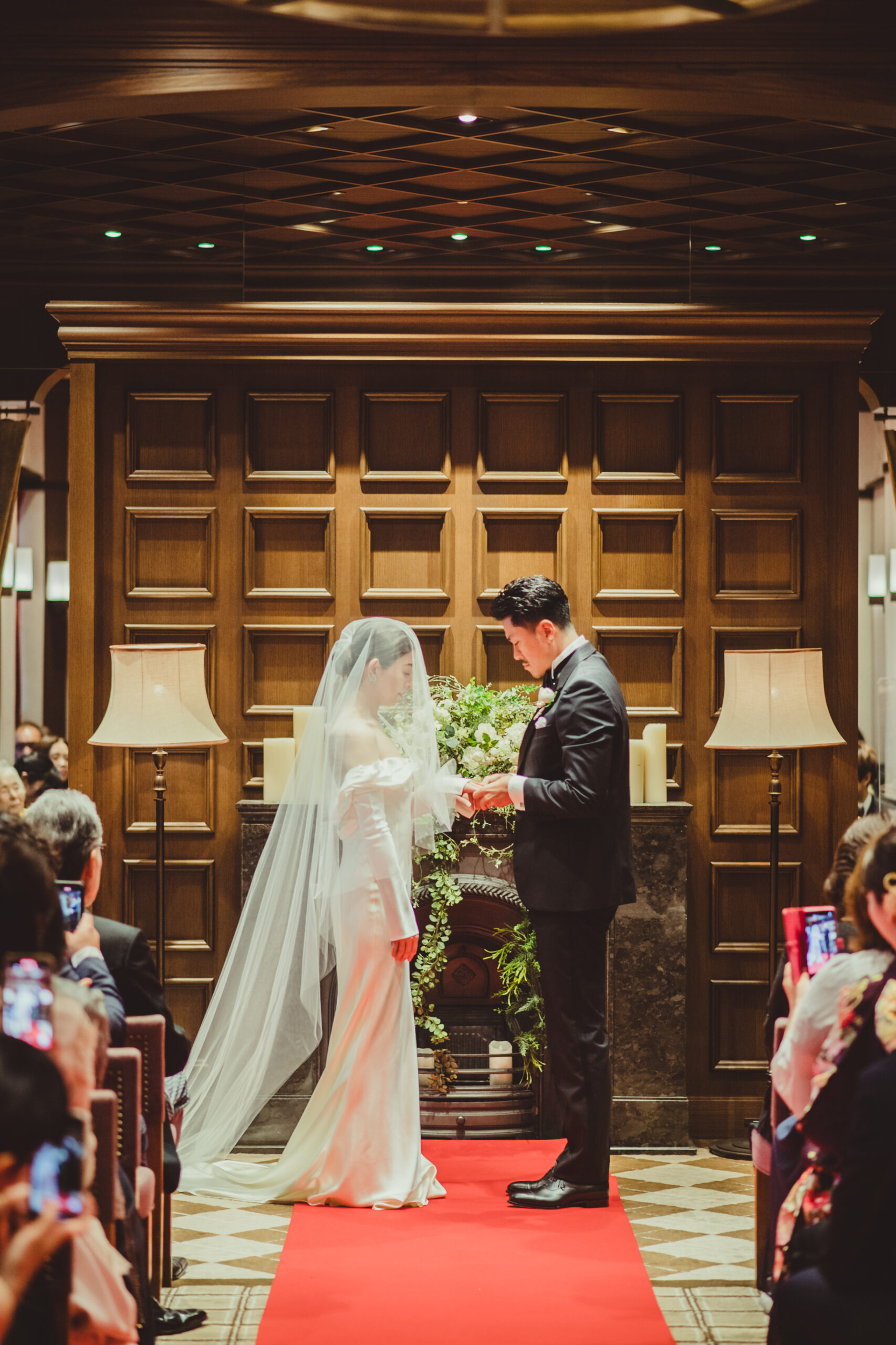 トリートの提携結婚式場赤坂プリンスクラシックハウスでダニエルフランケルのエレガントなウェディングドレスで行うクラシカルな結婚式