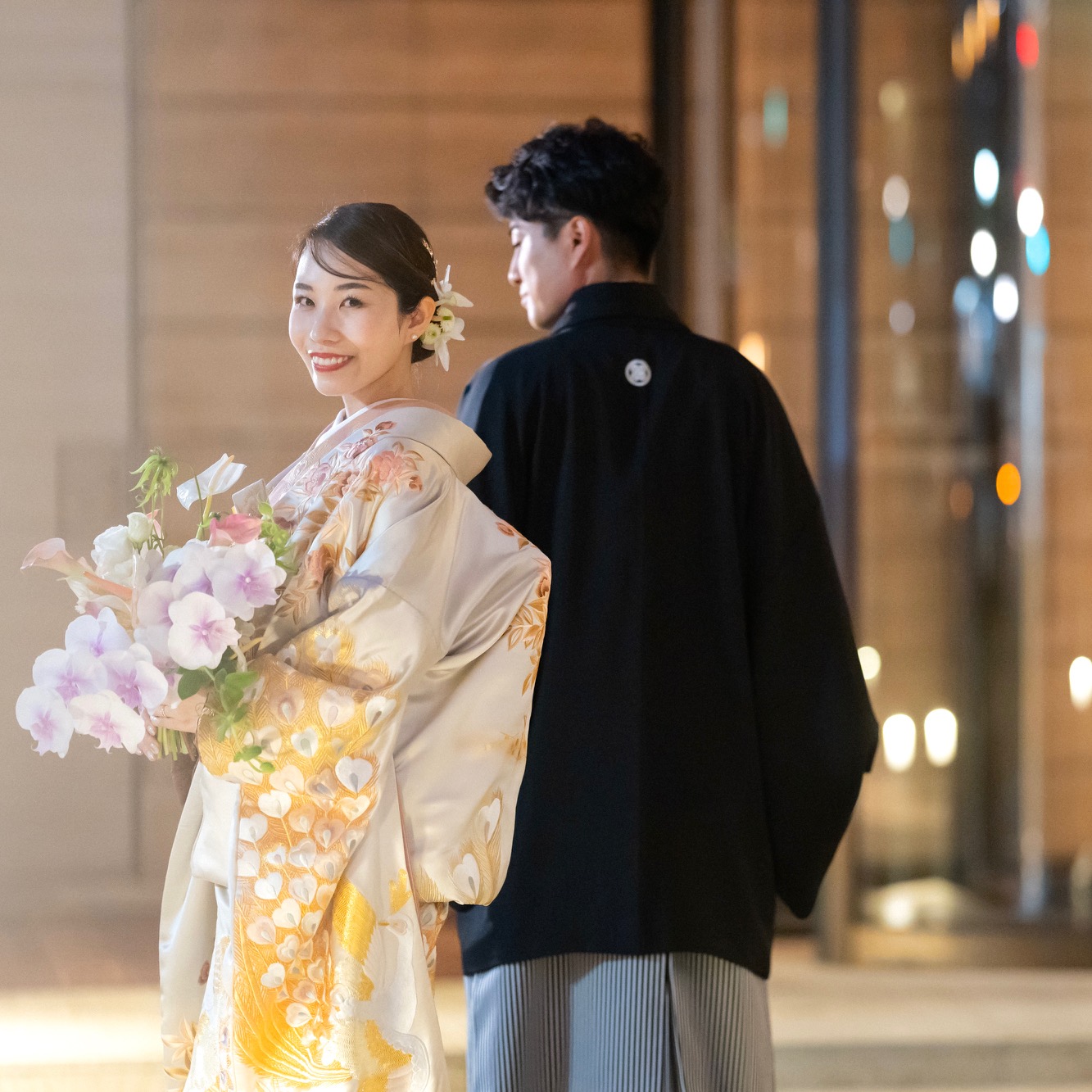 バージンロード　留袖 オリエンタルホテル神戸で叶えるアットホームでお二人らしさあふれる結婚式 May.2023 - ザ トリート  ドレッシング｜ウエディングドレスのレンタル・購入