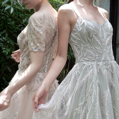 トリートドレッシング 名古屋店がおすすめする最新インポートカラードレスのENAURAのご紹介　くすみカラーの刺繍レースAラインのチュール素材のカラードレス