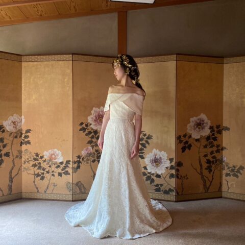 THE TREAT DRESSING 大阪店の提携会場、菊水楼におすすめするマルカリアンのヴィンテージライクのウェディングドレス