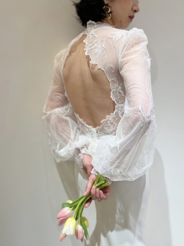 THE TREAT DRESSING神戸店が神戸の花嫁におすすめしたいバックコンシャスのウェディングドレス