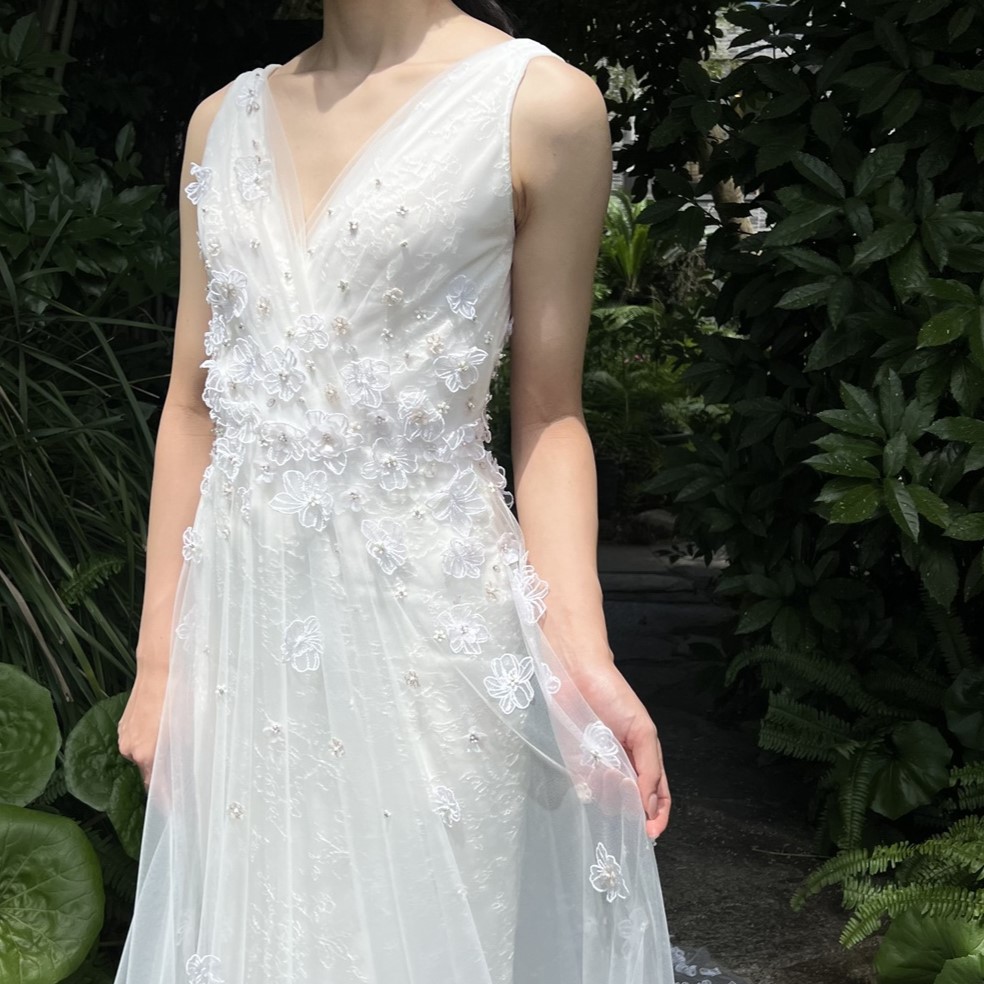 LIZ MARTINEZ（リズ マルチネス）の新作ウェディングドレスのご紹介