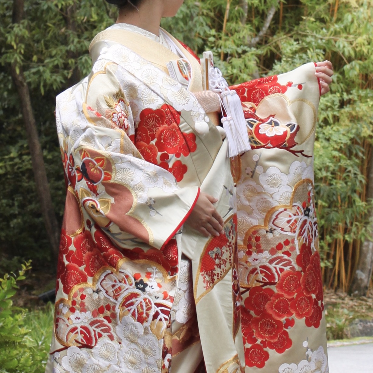 京都エリアの結婚式におすすめの本物にこだわった色打掛のご紹介 - 色