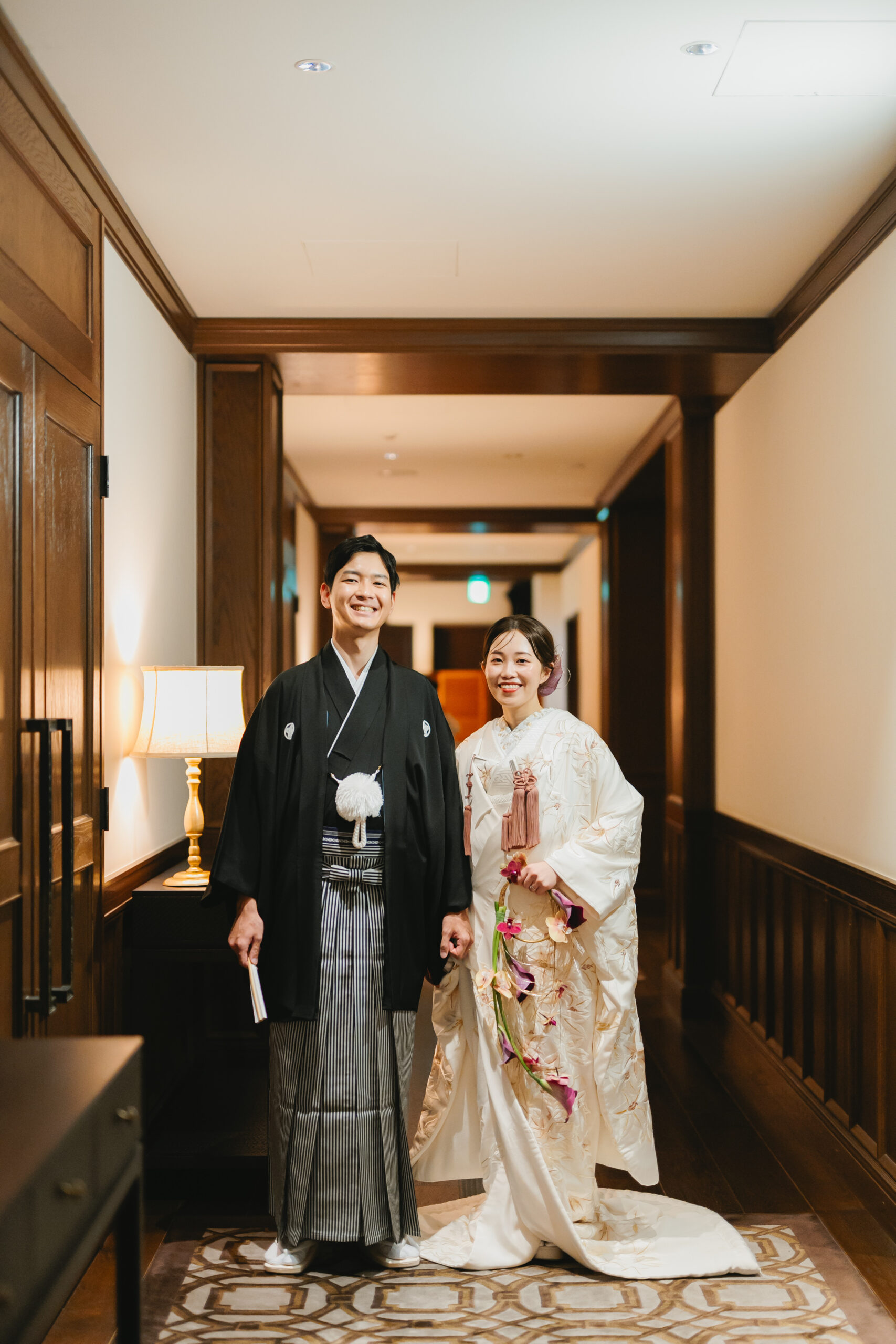 洋と和が柔らかく混ざり合うザ コンダーハウスだからこそ和装がより美しく映えます