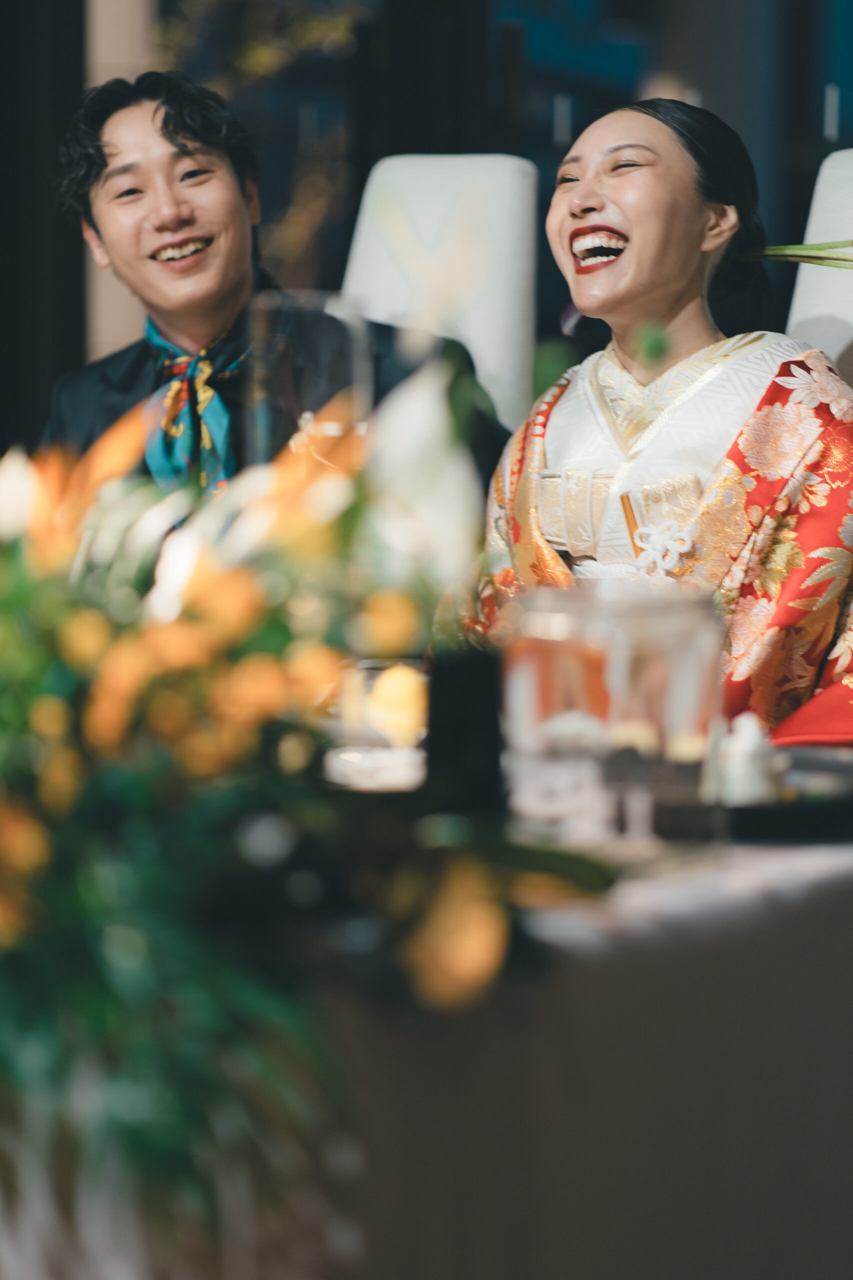 日本の伝統衣裳、色打掛に身を包みゲストの皆様と最高の笑顔で披露宴を過ごされた新婦様