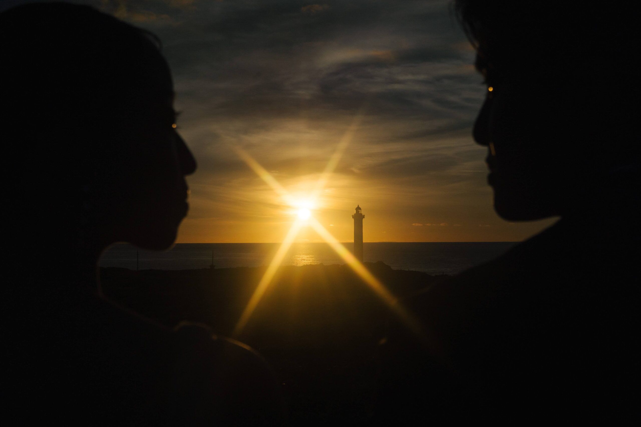 トリート沖縄店の撮影プランフォトウェディングは沖縄県のサンセットで撮影可能