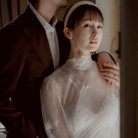 藤井サチさん結婚報告のウェディングドレスはトリートドレッシングがお手伝いしています。