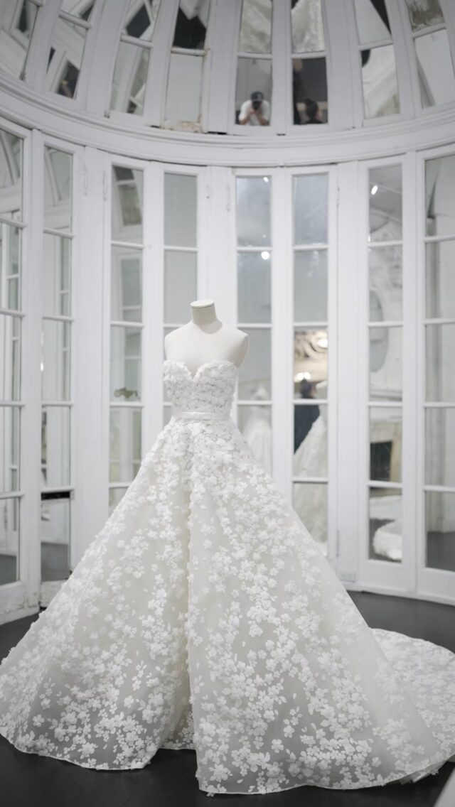 ウエディングドレスのレンタル・購⼊ ザ トリート ドレッシング(THE